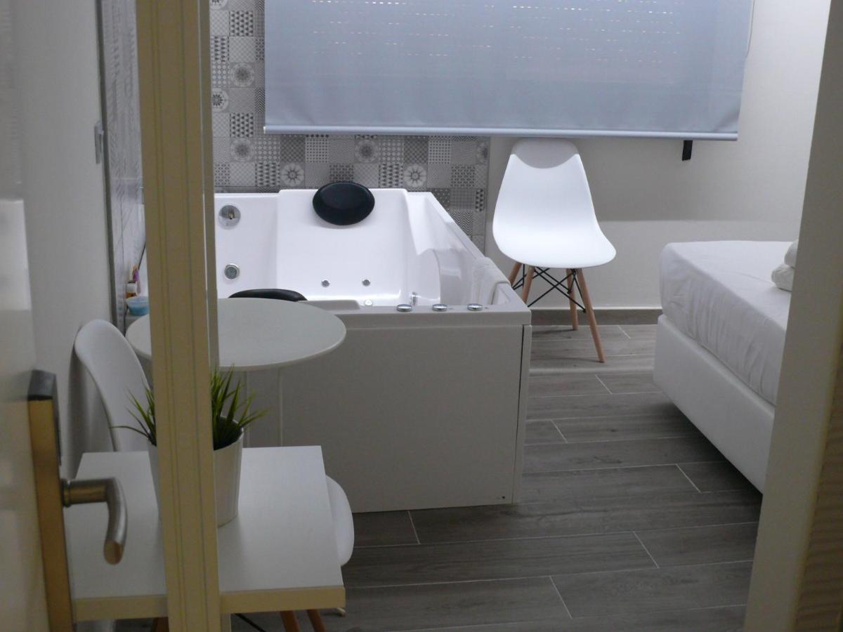 Hostal Letto Dal Mare Walencja Zewnętrze zdjęcie
